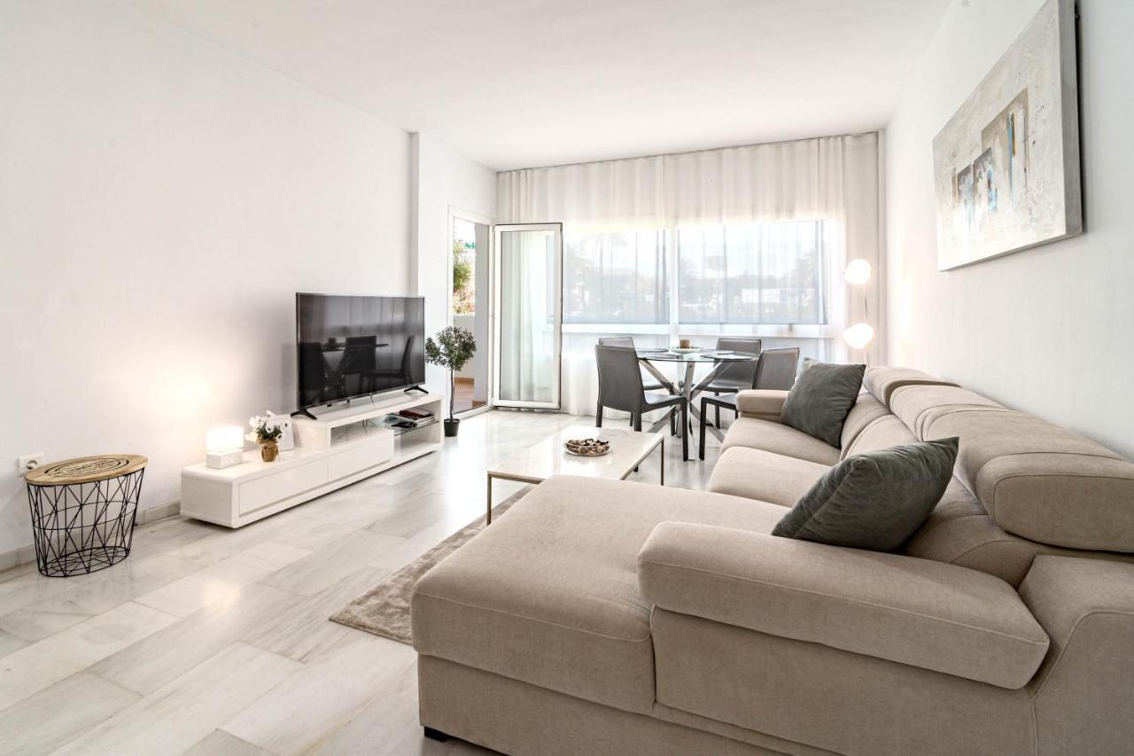 Pr20 - Good Located Flat Puerto Banus * Marbella